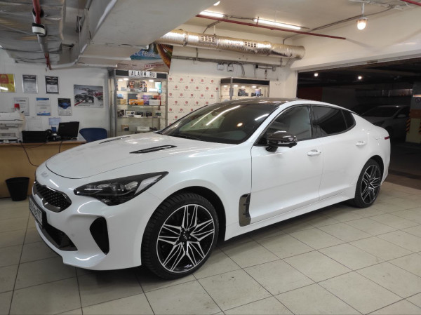 Kia Stinger установка Pandora UX 4110 и радиореле BTR-101